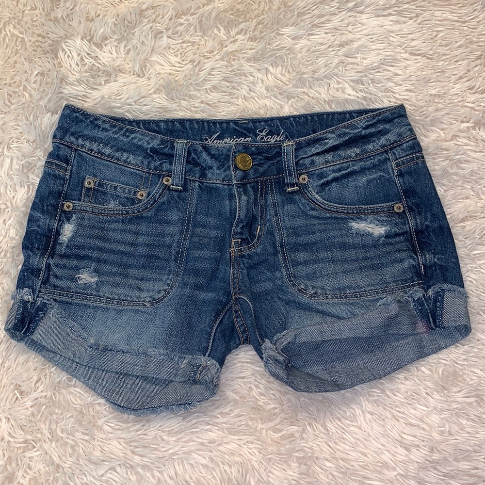 AMERICAN EAGLE BLUE MEDIUM WASH JEAN SHORT SIZE 0